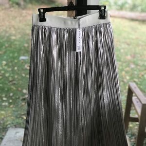 Alice + Olivia Mikaela Pleat Metallic Skirt